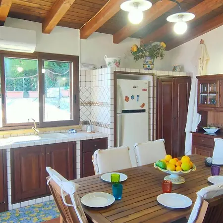 Belvedere Di Altavilla With Pool And Near The Sea Villa