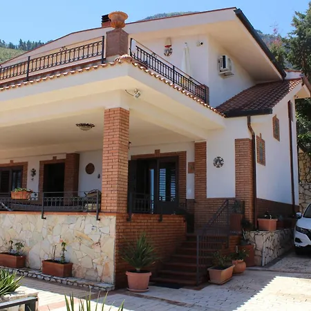 Belvedere Di Altavilla With Pool And Near The Sea * Altavilla Milicia