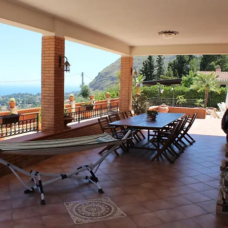 Belvedere Di Altavilla With Pool And Near The Sea Altavilla Milicia